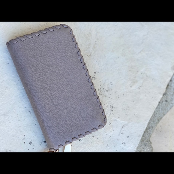 NWT Tory Burch Marion  smartphone wallet grey - Picture 3 of 8